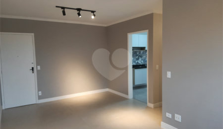 Apartamento à venda com 2 quartos, sendo 1 suíte, em Vila Erna, São Paulo, SP