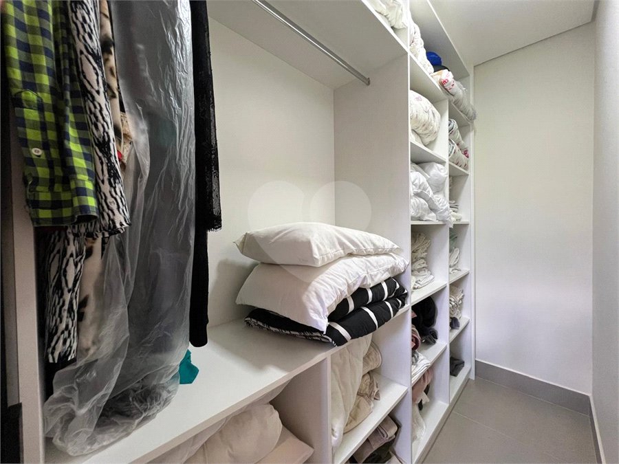 Casa à venda com 3 suítes no condomínio Vinhas da Vista Alegre - Lado Sede, Vinhedo - SP