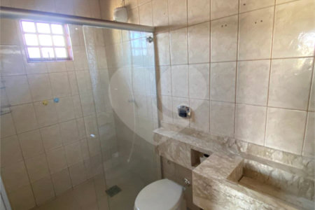 Casa à venda com 2 quartos, sendo 1 suíte, em Vila Renô, Ponta Porã, MS