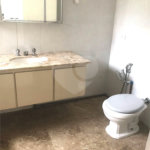 Sobrado à venda com 4 quartos, sendo 1 suíte, em Brooklin Velho, São Paulo, SP