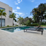 Casa à venda com 5 suítes em Jardim Cordeiro, São Paulo, SP