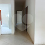 Casa em condomínio para alugar com 3 quartos, sendo 1 suíte, em Vila Petrópolis, Atibaia, SP