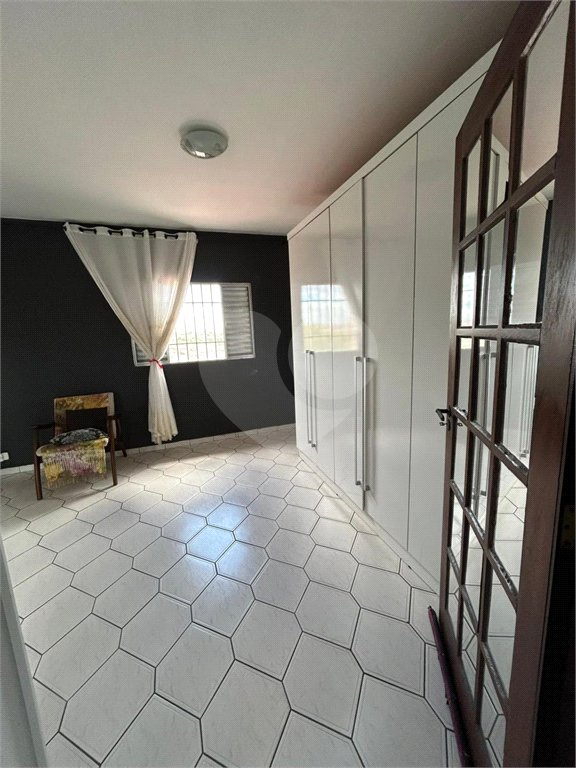 Casa à venda com 3 quartos, sendo 1 suíte, em Jardim Capão Redondo, São Paulo, SP