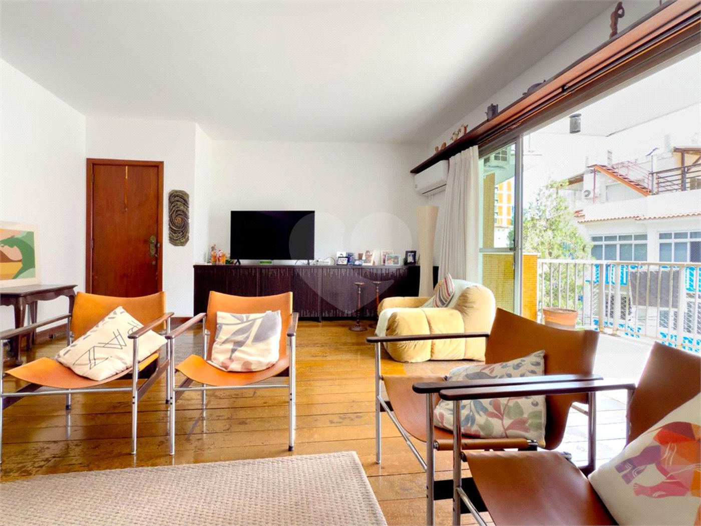 Apartamento à venda com 3 quartos, sendo 1 suíte,  em Lagoa, Rio de Janeiro, RJ