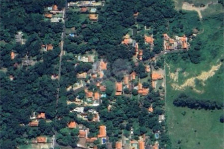 Casa à venda com 5 quartos, sendo 4 suítes, no condomínio Chácaras Flórida, Itu - SP