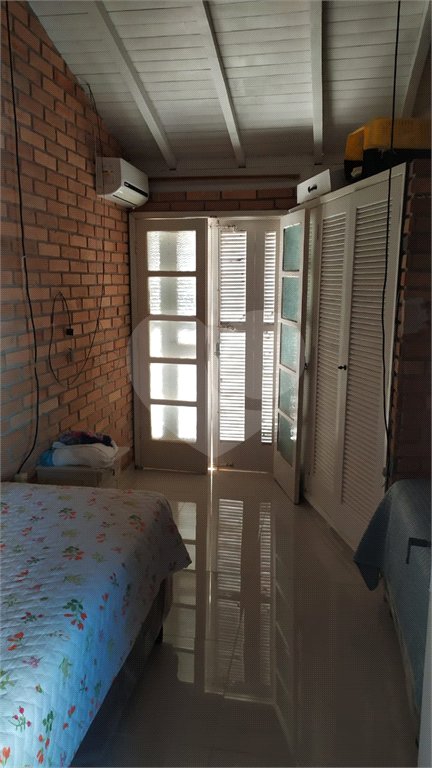 Casa Térrea à venda com 3 quartos, sendo 1 suíte, em Vila Atlântica, Caraguatatuba, SP