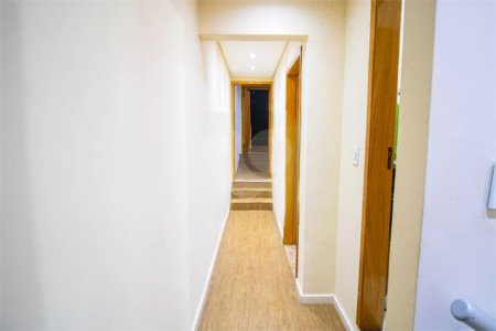 Sobrado à venda com 3 quartos, sendo 1 suíte, em Vila Medeiros, São Paulo, SP