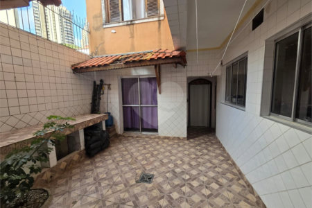 Sobrado à venda ou para alugar com 6 quartos, sendo 2 suítes, em Santana, São Paulo, SP