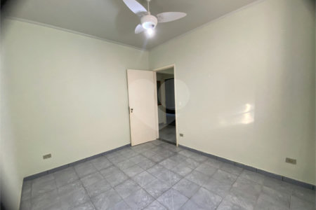 Casa Térrea para alugar com 3 quartos, sendo 1 suíte, em Jardim Alvinópolis, Atibaia, SP