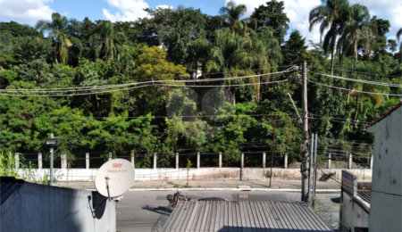 Sobrado à venda com 3 suítes em Horto Florestal, São Paulo, SP