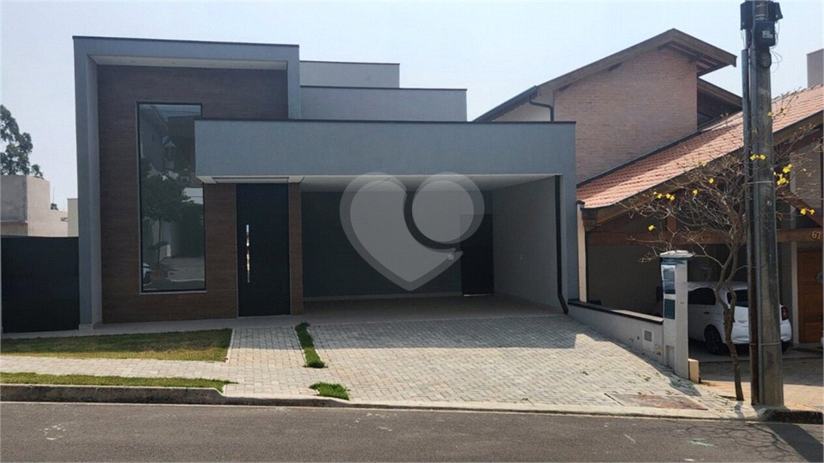 Casa à venda com 3 suítes no condomínio Vita Verdi, Valinhos - SP
