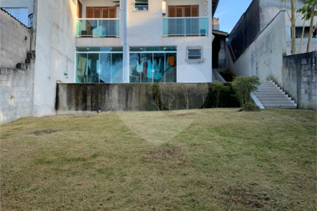 Casa à venda com 3 quartos, sendo 1 suíte,  em Vila Suissa, Mogi das Cruzes, SP