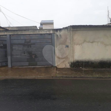 Casa à venda com 3 quartos em Jardim Serrano, Votorantim, SP