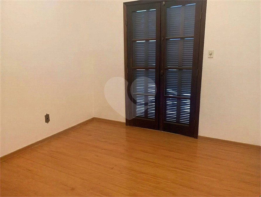Sobrado à venda com 4 quartos, sendo 2 suítes, em Jardim do Mar, São Bernardo do Campo, SP