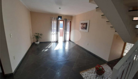 Casa à venda com 3 suítes no condomínio Villaggio Capriccio, Louveira - SP