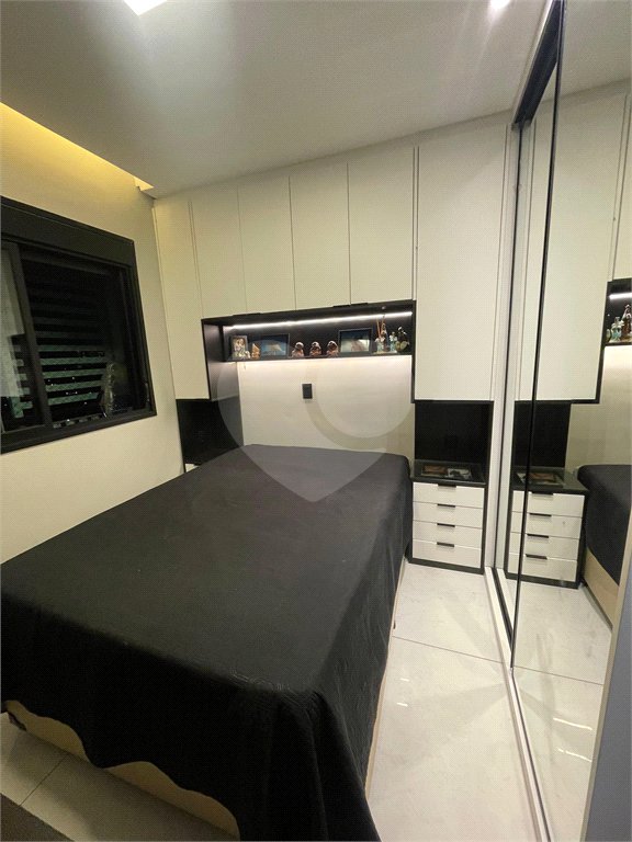 Apartamento à venda com 1 quarto em Jardim D'abril, Osasco, SP