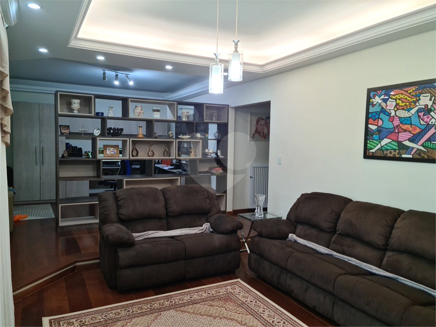 Casa à venda com 5 quartos, sendo 1 suíte,  em Vila Lavínia, Mogi das Cruzes, SP