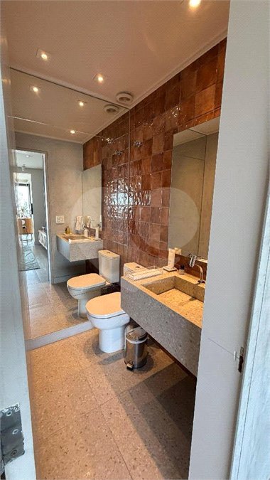 Apartamento à venda com 3 suítes em Vila Olímpia, São Paulo, SP