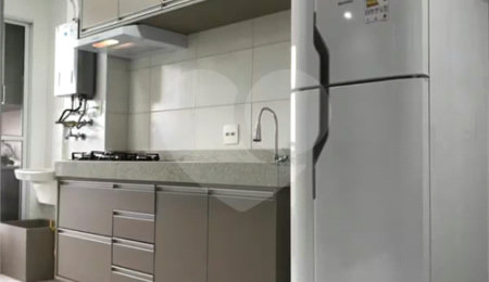 Apartamento à venda com 2 quartos, sendo 1 suíte,  em Jardim Carambeí, São Roque, SP