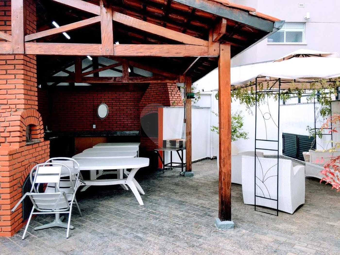 Apartamento à venda com 4 quartos, sendo 2 suítes, em Vila Monumento, São Paulo, SP