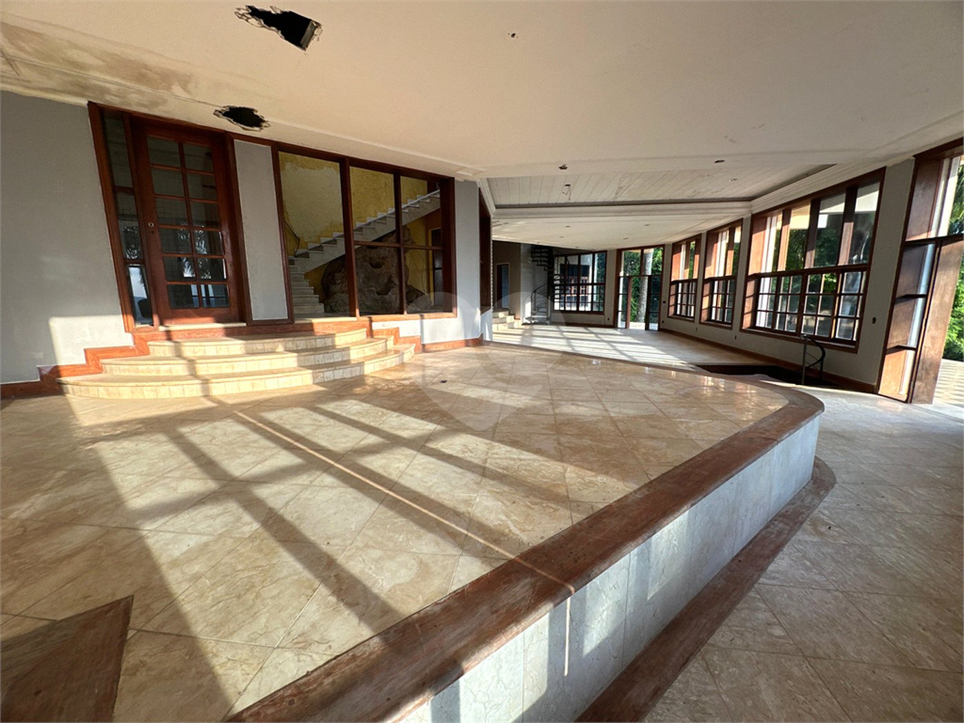 Casa à venda com 14 quartos, sendo 10 suítes, em Observatório, Vinhedo, SP
