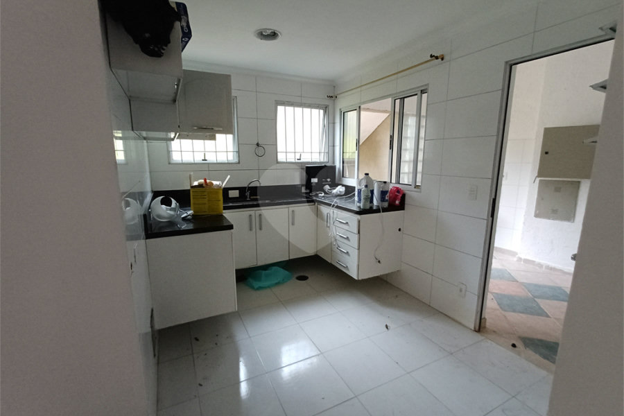 Casa para alugar com 3 quartos no condomínio Champs Elysees Village, Mairiporã - SP