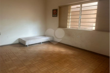 Casa Térrea à venda com 3 quartos no Centro, Três Lagoas, MS