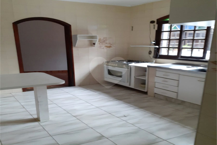Casa à venda com 3 quartos, sendo 2 suítes, em Parada Inglesa, São Paulo, SP