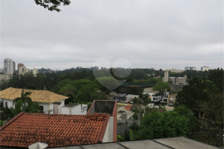 Sobrado à venda com 5 quartos, sendo 4 suítes,  em Jardim Panorama, São Paulo, SP