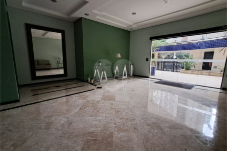 Apartamento à venda com 3 suítes em Vila Romana, São Paulo, SP