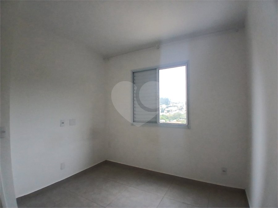 Apartamento à venda com 2 quartos, sendo 1 suíte, em Chácaras Manão, Mairinque, SP