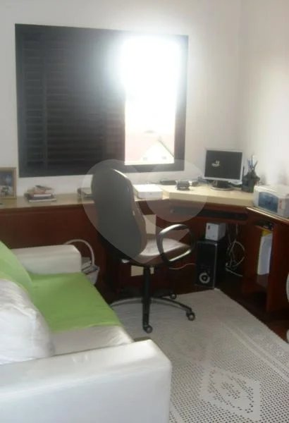 Apartartamento próximo ao Mertrô com 3 quartos