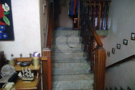 Casa à venda com 4 suítes em Vila Galvão, Guarulhos, SP