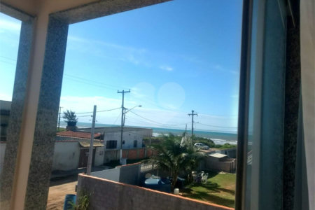 Casa à venda com 3 quartos, sendo 1 suíte, em Maria Joaquina (tamoios), Cabo Frio, RJ
