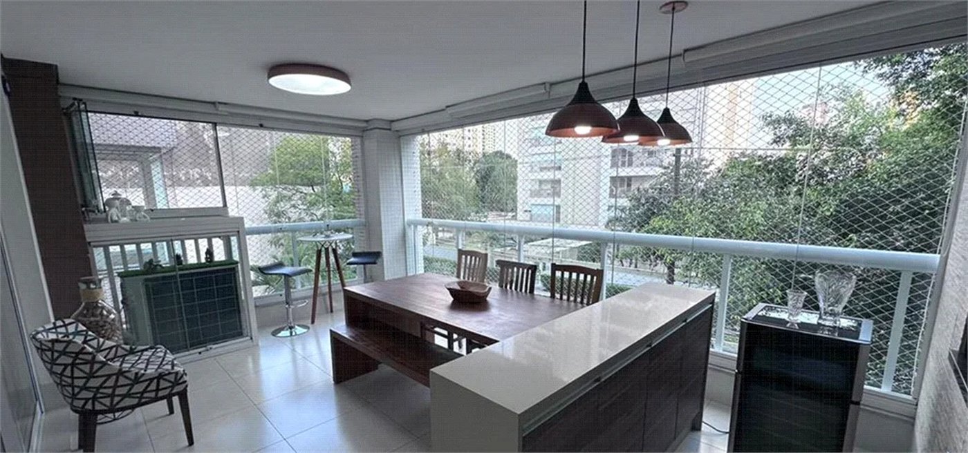 Apartamento à venda com 3 suítes em Água Branca, São Paulo, SP