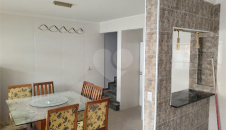 Casa à venda com 3 quartos, sendo 2 suítes,  em Vila Paulicéia, São Paulo, SP