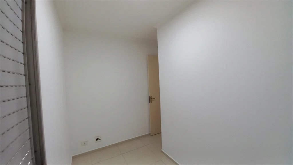 Apartamento à venda com 3 quartos em Jardim Londrina, São Paulo, SP