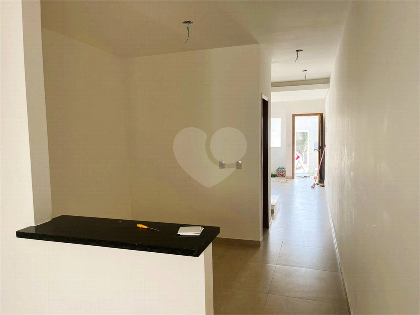 Sobrado à venda com 3 quartos, sendo 1 suíte,  em Vila Tiradentes, São Paulo, SP