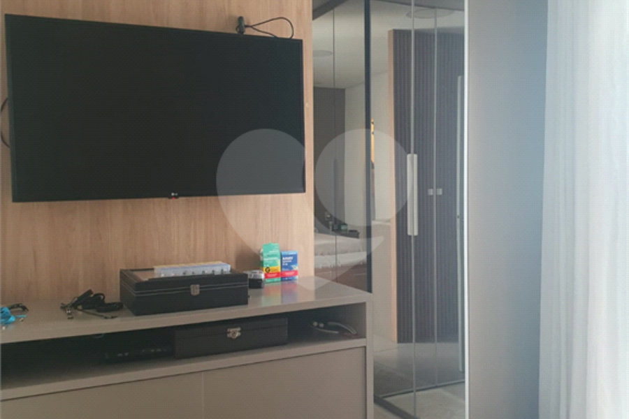 Casa à venda com 4 quartos, sendo 2 suítes, em Vila Guilherme, São Paulo, SP