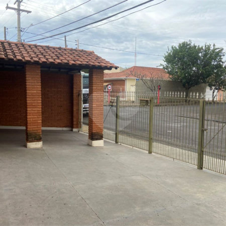 Casa à venda com 3 quartos em Jardim Paulistano (vila Xavier), Araraquara, SP