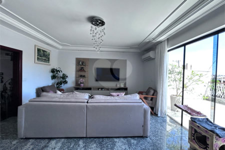 Casa à venda com 3 quartos, sendo 1 suíte, em Jardim do Lago, Jundiaí, SP