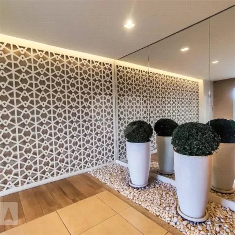 Apartamento à venda com 3 quartos, sendo 1 suíte,  em Jardim Vazani, São Paulo, SP