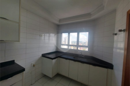 Apartamento para alugar com 3 quartos, sendo 1 suíte, no Centro, São Bernardo do Campo, SP