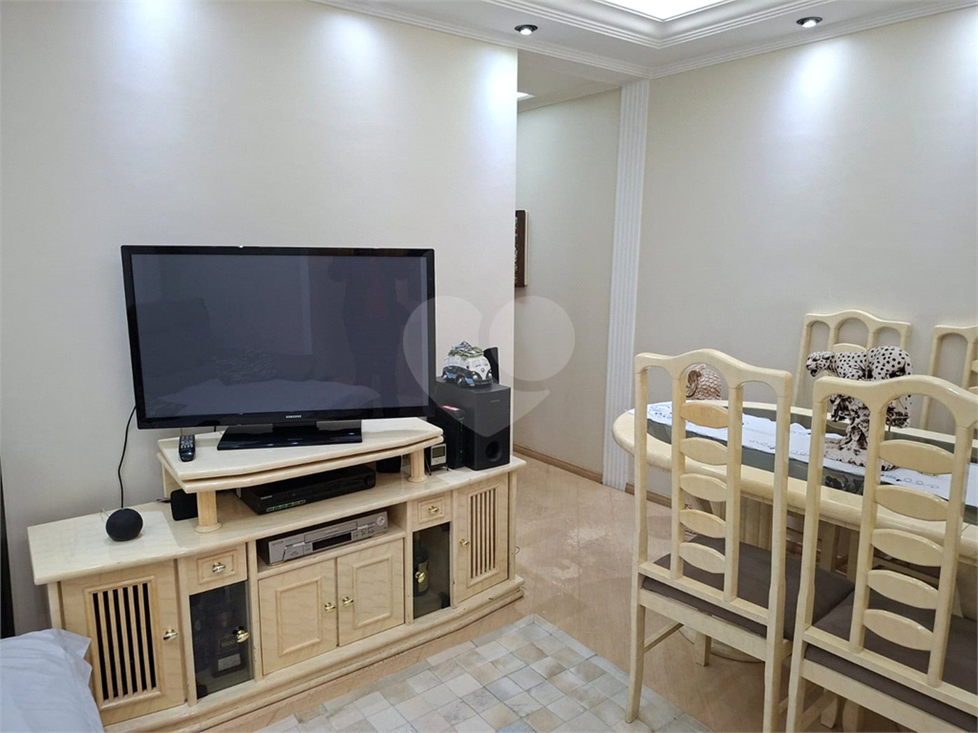 Apartamento à venda com 2 quartos em Parque Maria Domitila, São Paulo, SP