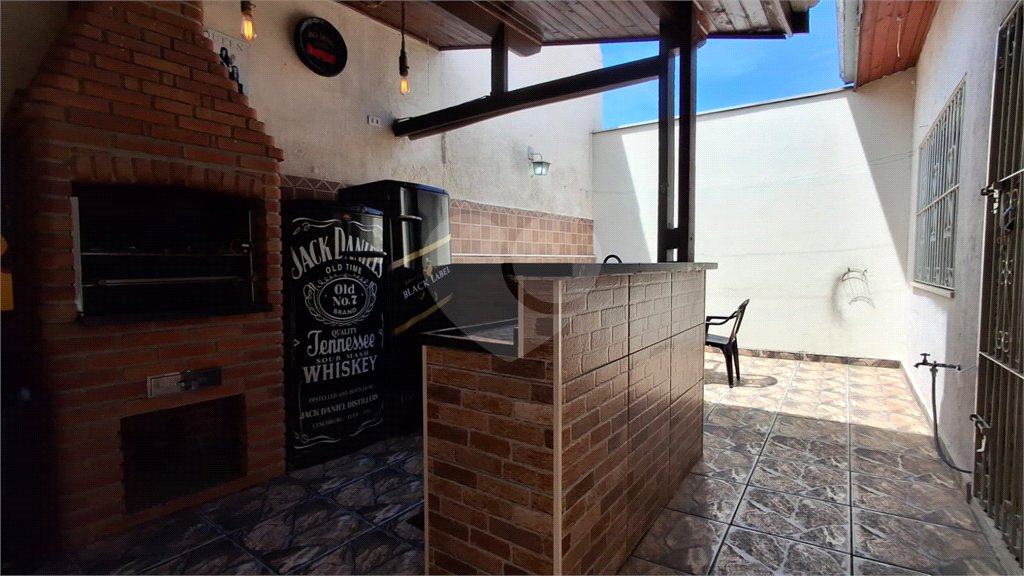 Casa à venda com 2 quartos, sendo 1 suíte, em Vila Assis, Sorocaba, SP