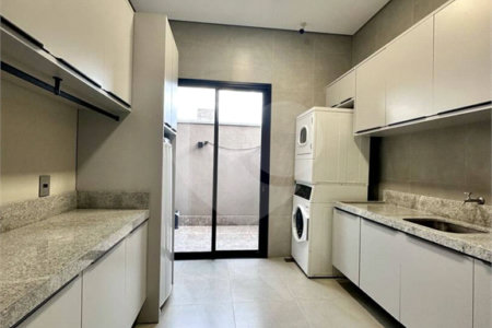 Casa à venda com 4 suítes no condomínio Supremo Itália, Cuiabá - MT