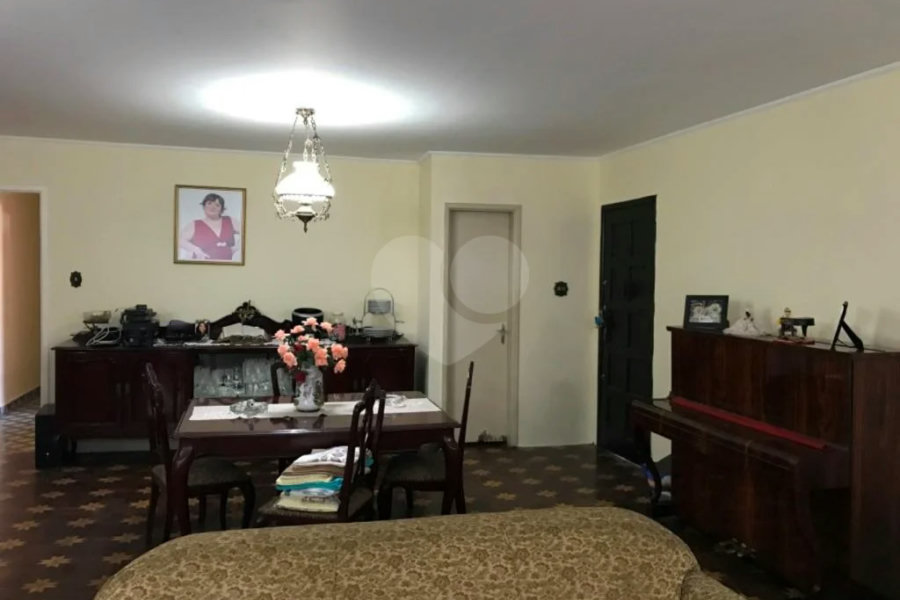 Sobrado à venda com 5 quartos, sendo 1 suíte,  em Santana, São Paulo, SP