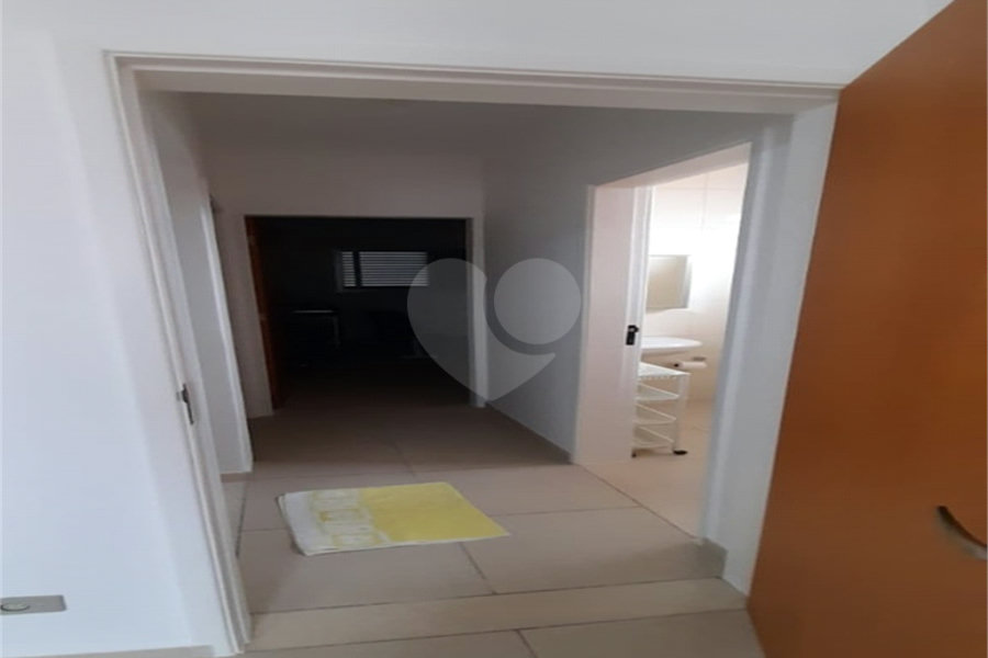 Sobrado à venda com 3 quartos, sendo 1 suíte, em Parque Peruche, São Paulo, SP