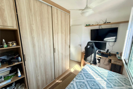 Apartamento à venda com 3 quartos, sendo 1 suíte, em Vila Dom Pedro I, São Paulo, SP