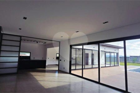 Casa à venda com 4 suítes no condomínio Residencial Dacha, Sorocaba - SP
